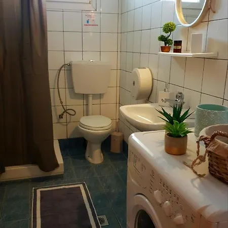 J'living Apartment